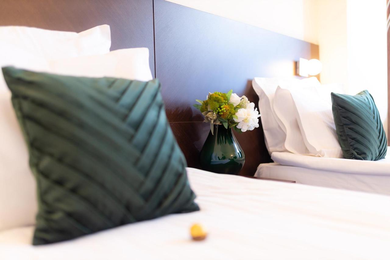 Hotel Terra Balneo Galaţi Dış mekan fotoğraf