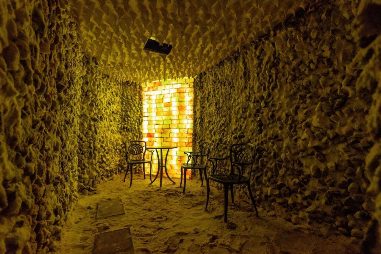 Hotel Terra Balneo Galaţi Dış mekan fotoğraf