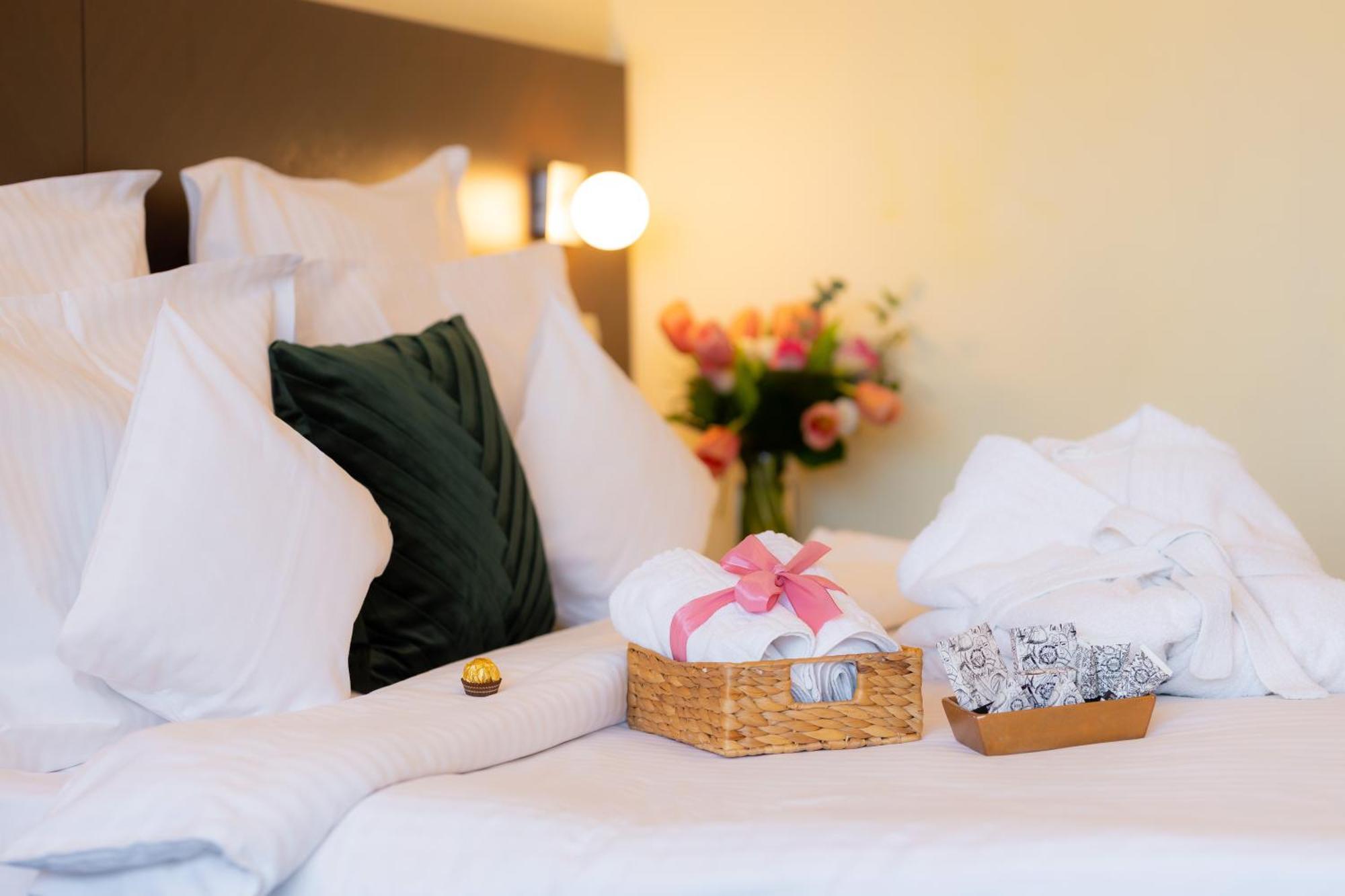 Hotel Terra Balneo Galaţi Dış mekan fotoğraf